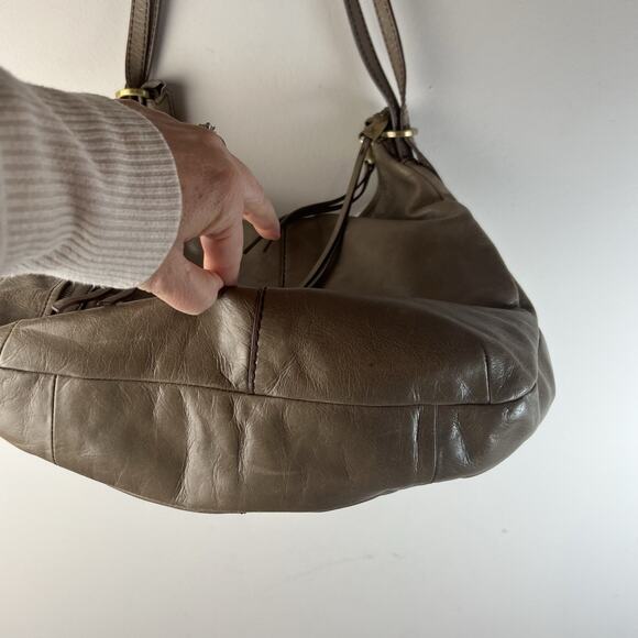 HOBO Taupe Leather Hobo Shoulder Bag main image 6